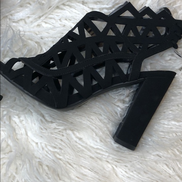 Heels - Picture 2 of 2